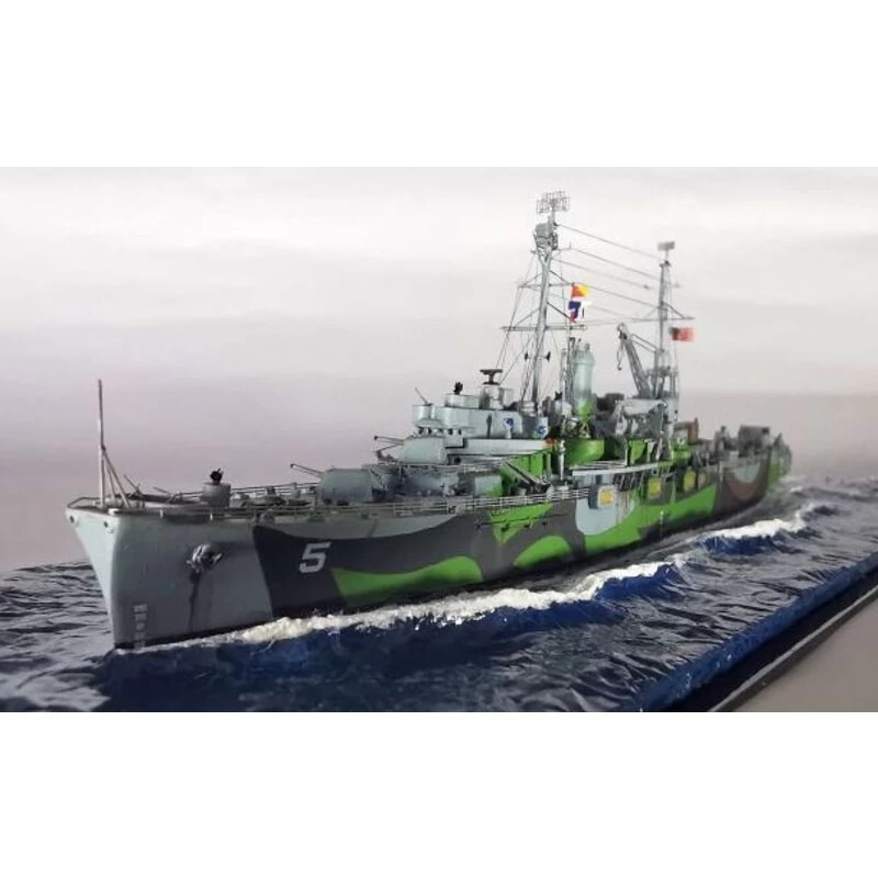 USS Monitor 1945 LSV-5 Model Kit 4 USS Monitor 1945 LSV-5 Model Kit - Image 2