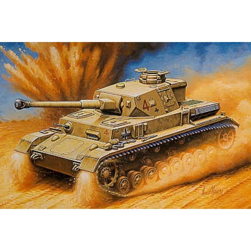 Hasegawa Pz.Kpfw.IV Ausf.F2 Model Kit 4 Hasegawa Pz.Kpfw.IV Ausf.F2 Model Kit - Image 2