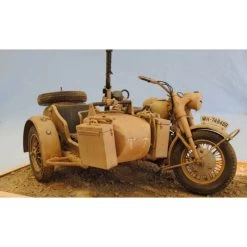 Italeri BMW R75 Sidecar & Model Kit
