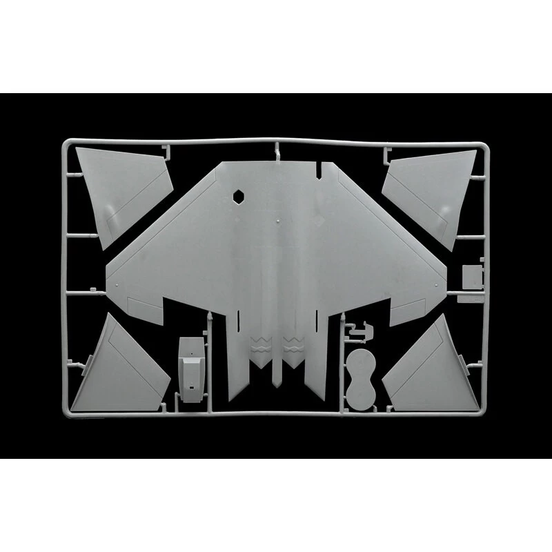 Italeri Lockheed Martin F-22 Raptor Model Kit 7 Italeri Lockheed Martin F-22 Raptor Model Kit - Image 5