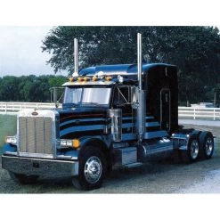 Italeri: 1/24 Peterbilt 378 Long Hauler Model Kit