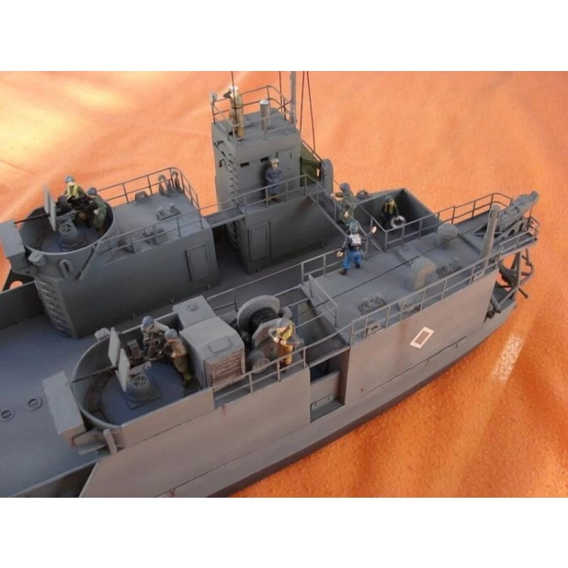 LCT6 WWII Landing Craft. Can Carry 5 Light Tanks Or 7 Trucks. Used In Italy France Pacific Korea And Vietnam Etc (Because Of Thi 4 LCT6 WWII Landing Craft. Can Carry 5 Light Tanks Or 7 Trucks. Used In Italy France Pacific Korea And Vietnam Etc (Because Of Thi - Image 2