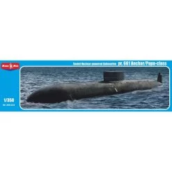 Soviet Nuclear-Powered Submarine Pr.661 Anchor/Papa-Class Model Kit