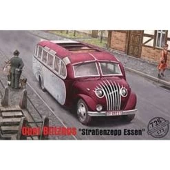 Roden Opel 'Straoenzepp Essen' Model Kit